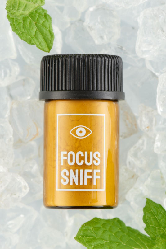 Focus Sniff White - Natürlicher Energy-Sniff mit Menthol und Wachmachern in kompakter Flaschengröße für unterwegs